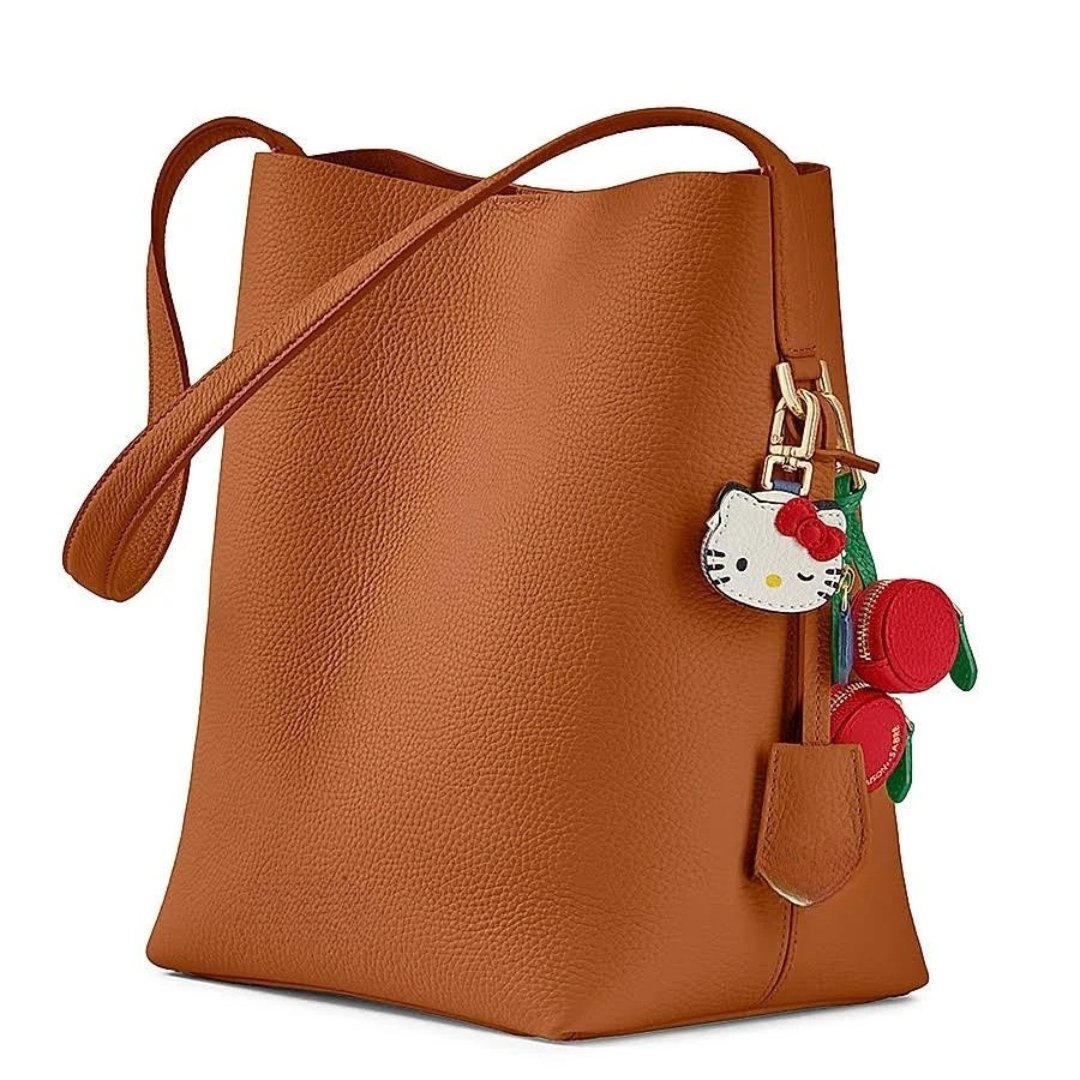 Classic Brown Leather Shoulder Bag for Women Everyday Style Elegance - Image 3